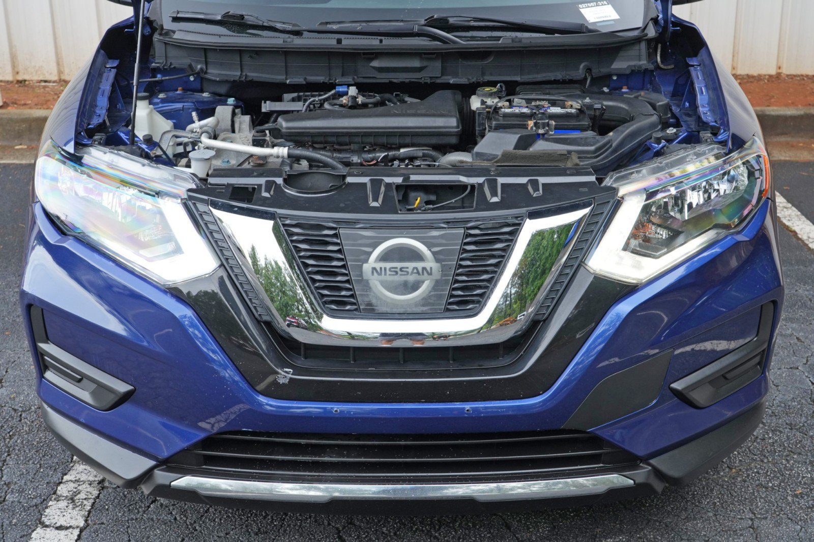 Used 2017 Nissan Rogue S AWD/4WD image 7