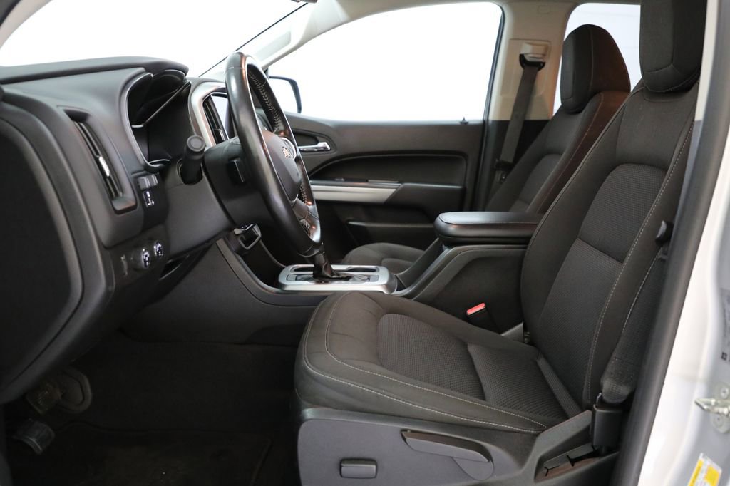 Used 2020 Chevrolet Colorado LT w/ Safety Package image 9