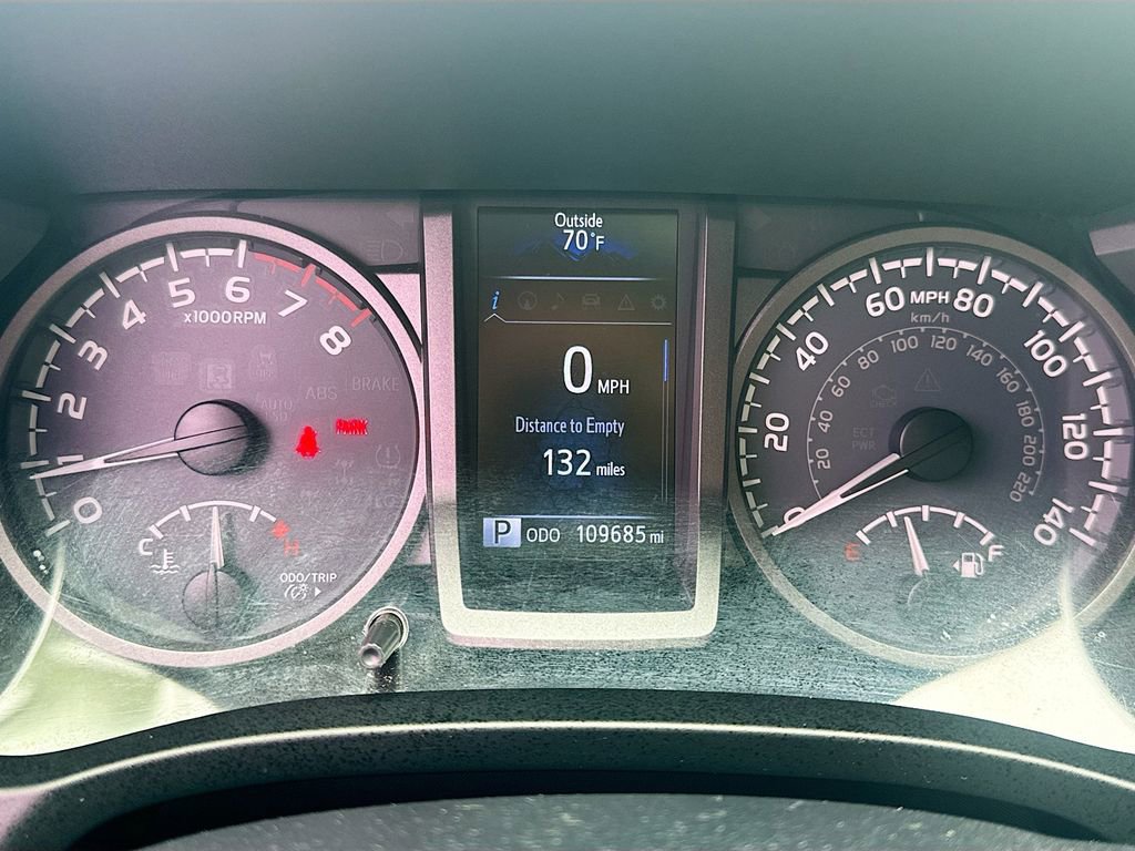 Used 2017 Toyota Tacoma TRD Off-Road RWD image 13