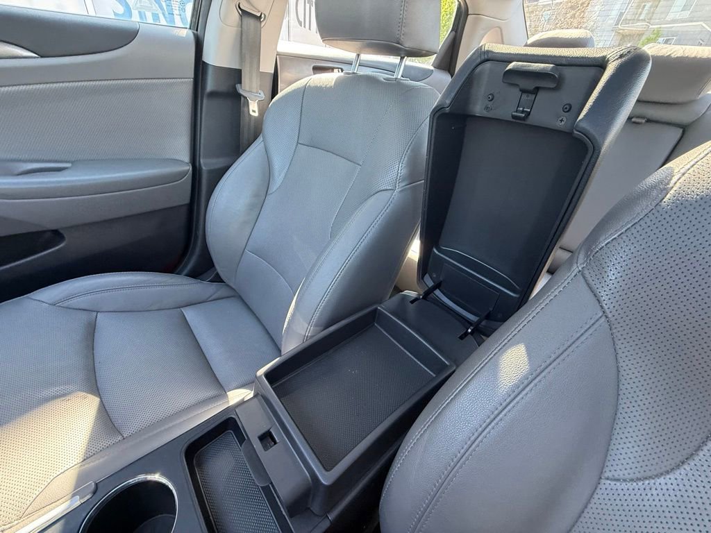 Used 2014 Hyundai Sonata Limited w/ Panoramic Sunroof Package 02 image 27