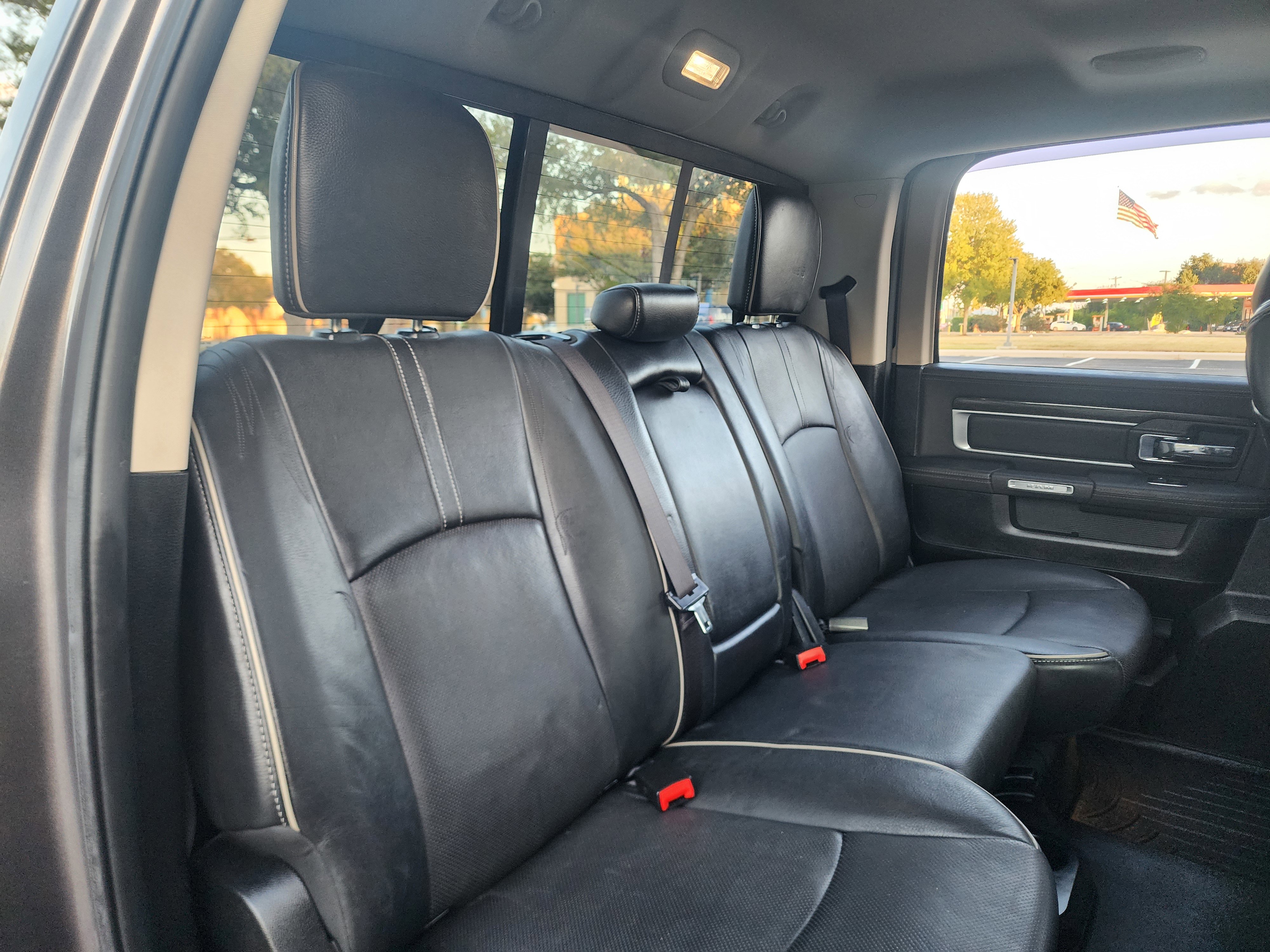 Used 2015 RAM 1500 Limited image 13