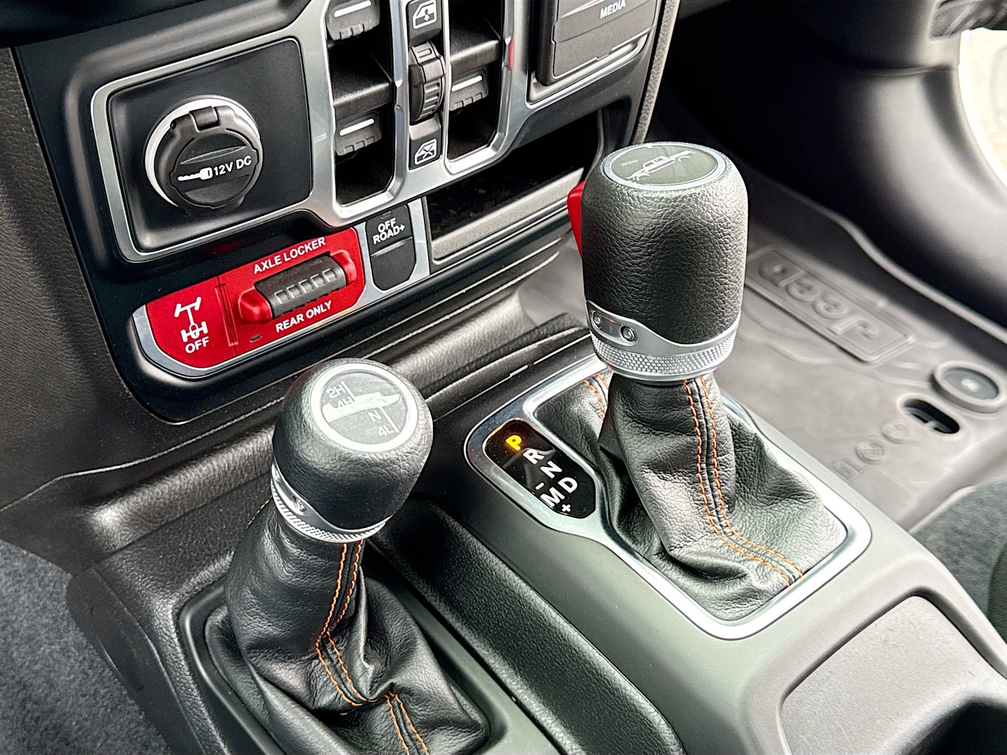 Used 2023 Jeep Gladiator Mojave w/ Cold Weather Group image 12