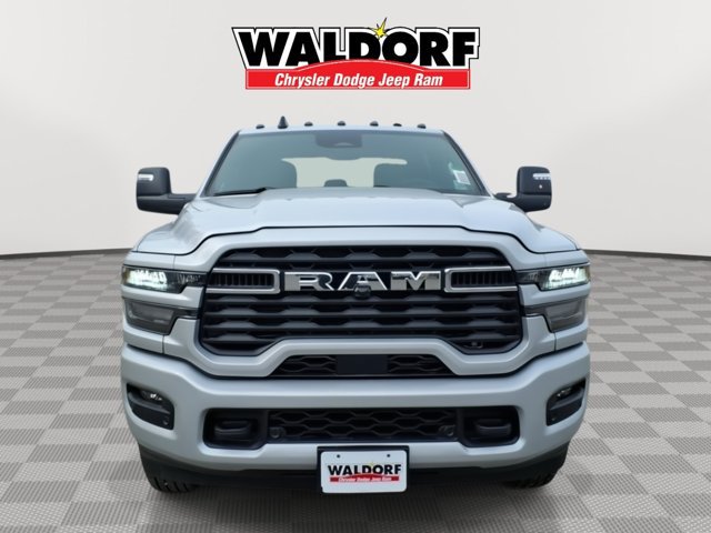 New 2026 RAM 3500 Big Horn AWD/4WD image 6