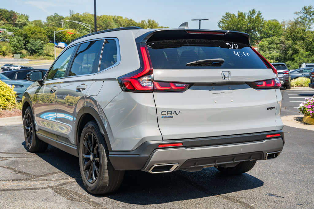 Used 2024 Honda CR-V Sport image 5