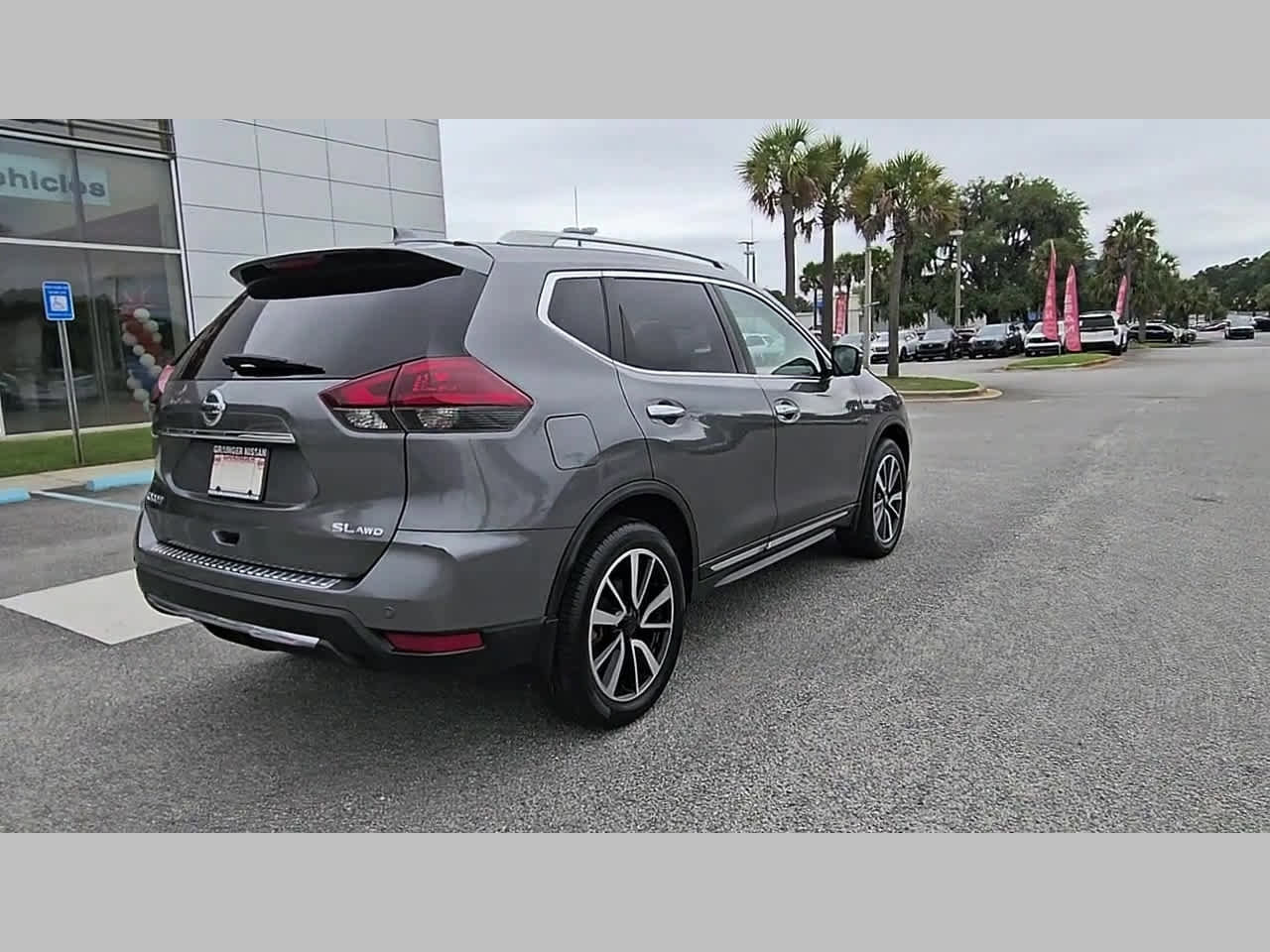 Used 2019 Nissan Rogue SL w/ Premium Package AWD/4WD image 35