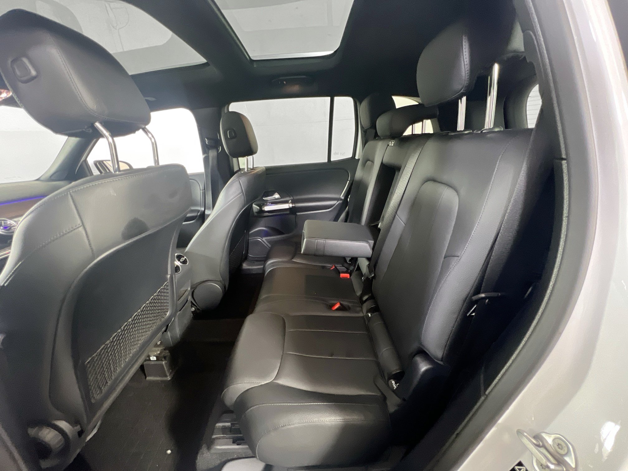 Used 2022 Mercedes-Benz GLB 250 4MATIC image 24