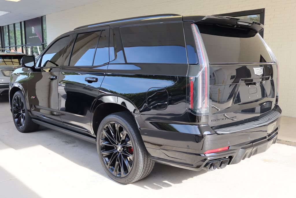 Used 2025 Cadillac Escalade V w/ LPO, ONYX Package AWD/4WD image 6