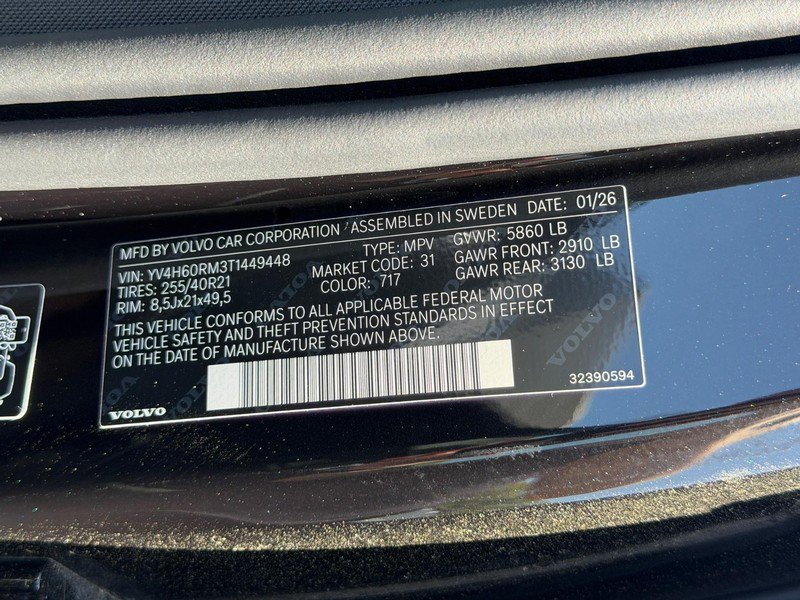 New 2026 Volvo XC60 T8 Ultra w/ Protection Package Premier AWD/4WD image 18