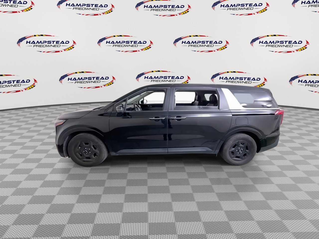 Used 2025 Kia Carnival FWD image 5