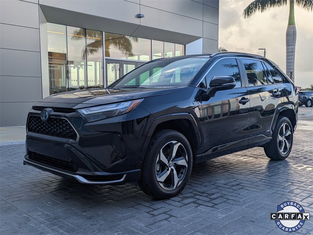 Used 2024 Toyota RAV4 SE