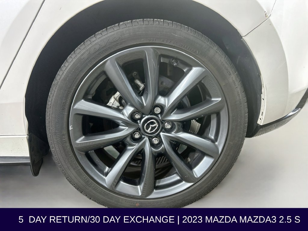 Used 2023 MAZDA MAZDA3 s FWD image 36