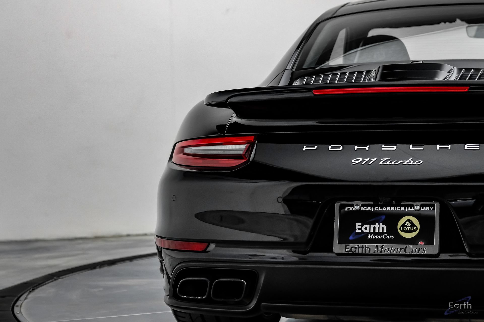 Used 2017 Porsche 911 Turbo AWD/4WD image 13
