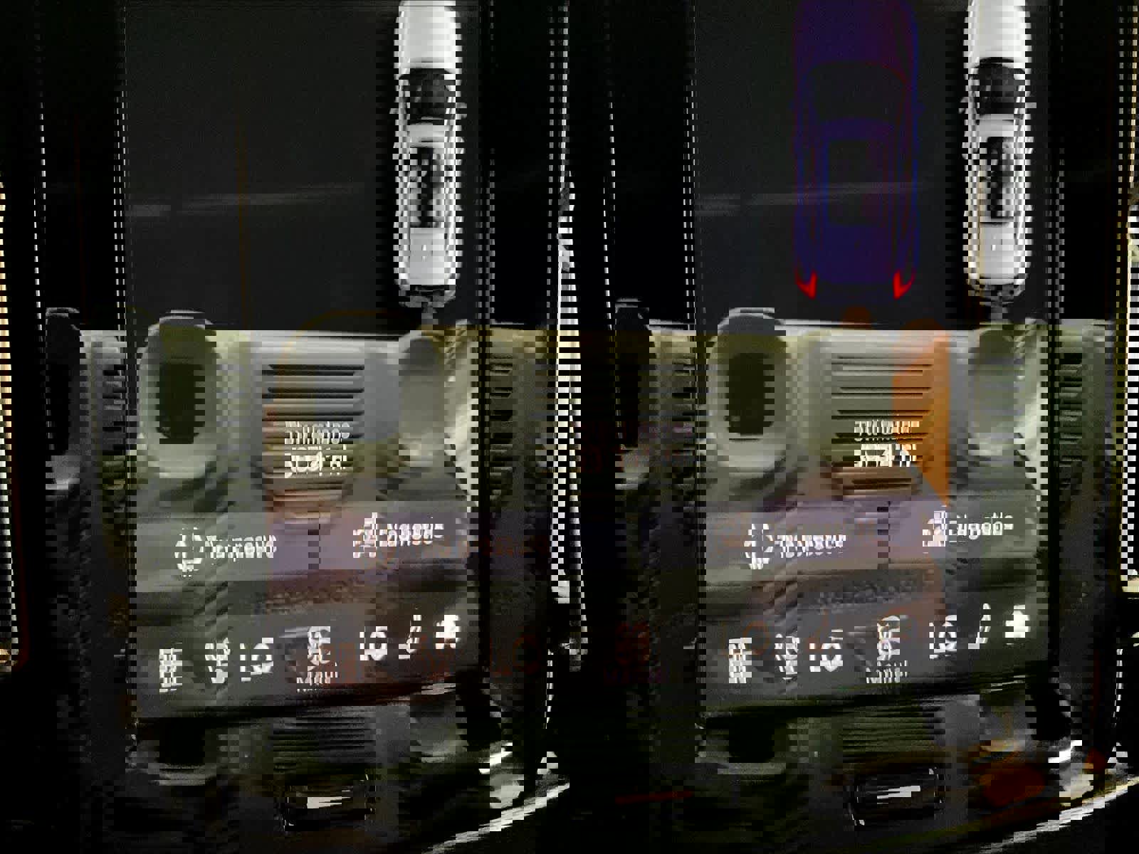 Used 2021 Volvo XC40 P8 Recharge image 21