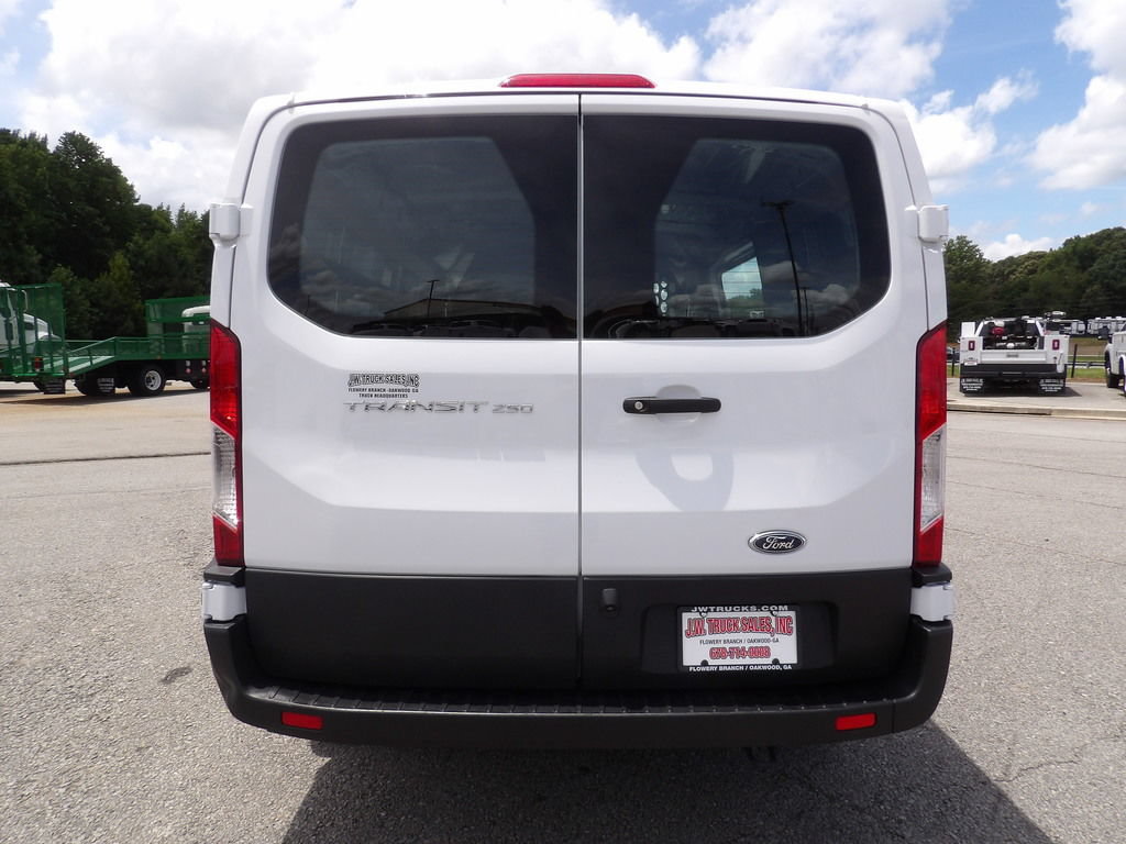 Used 2025 Ford Transit 250 Low Roof w/ Exterior Upgrade Package RWD image 6
