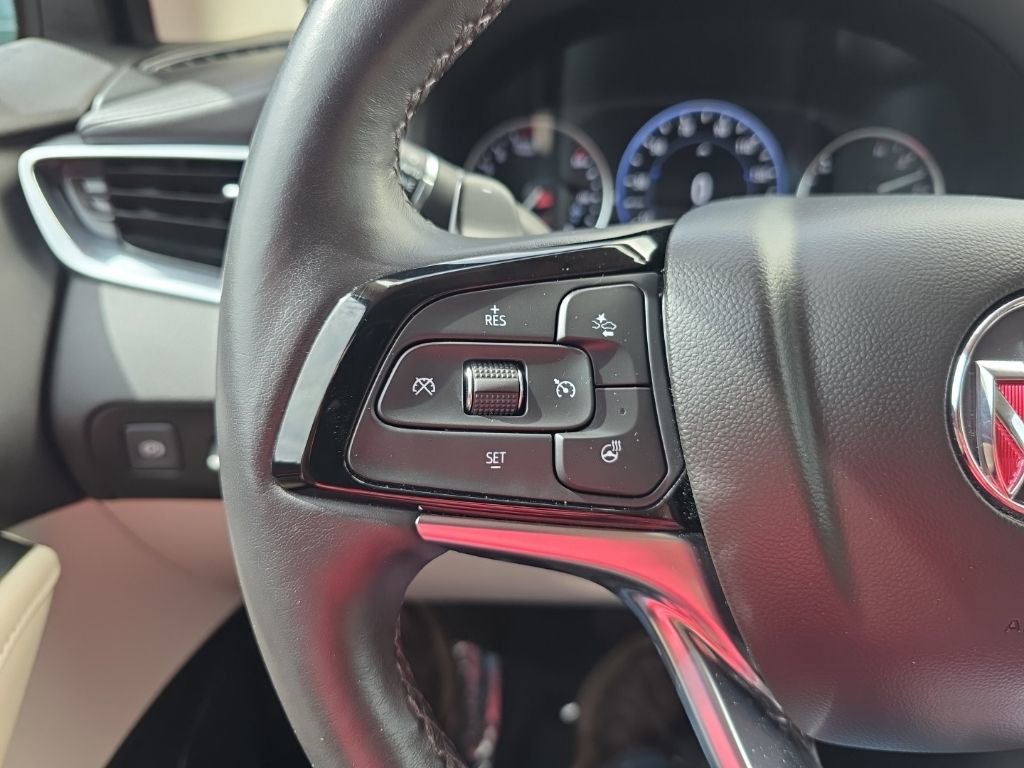 Used 2023 Buick Enclave Avenir FWD image 15