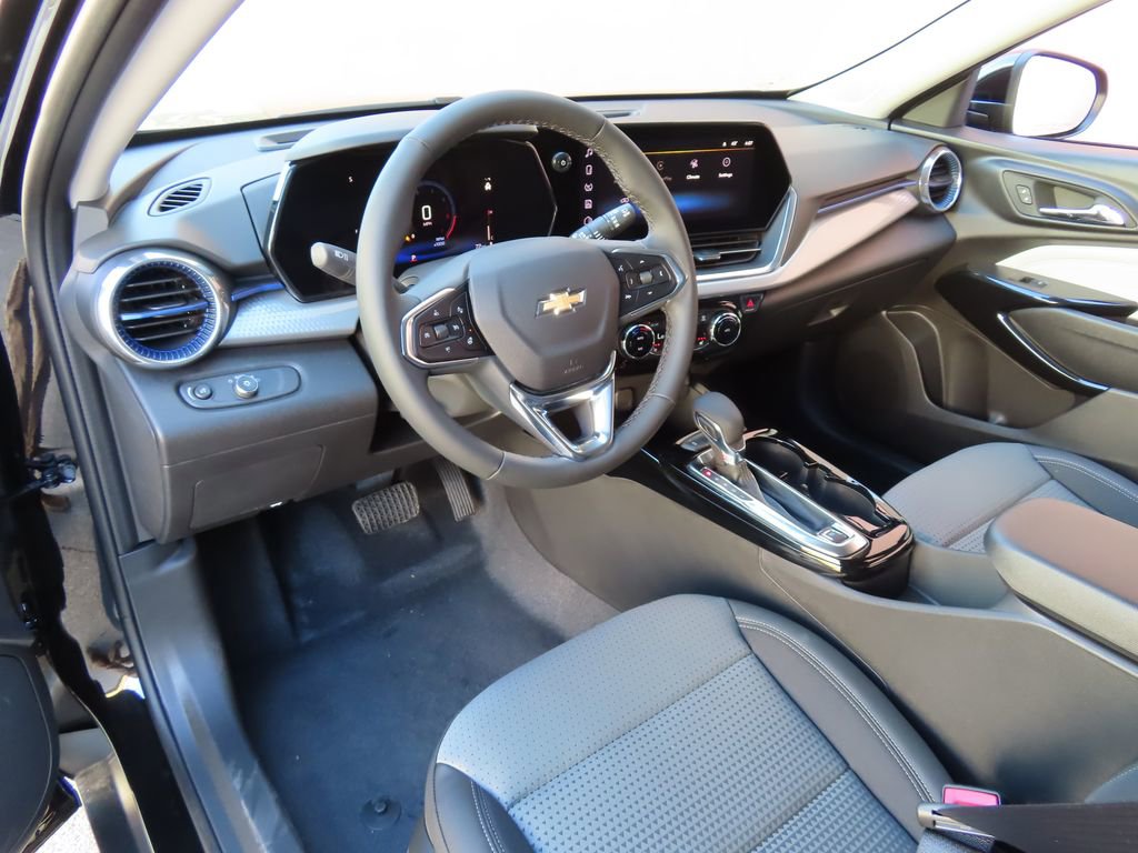 New 2026 Chevrolet Trax LT w/ LT Convenience Package image 18