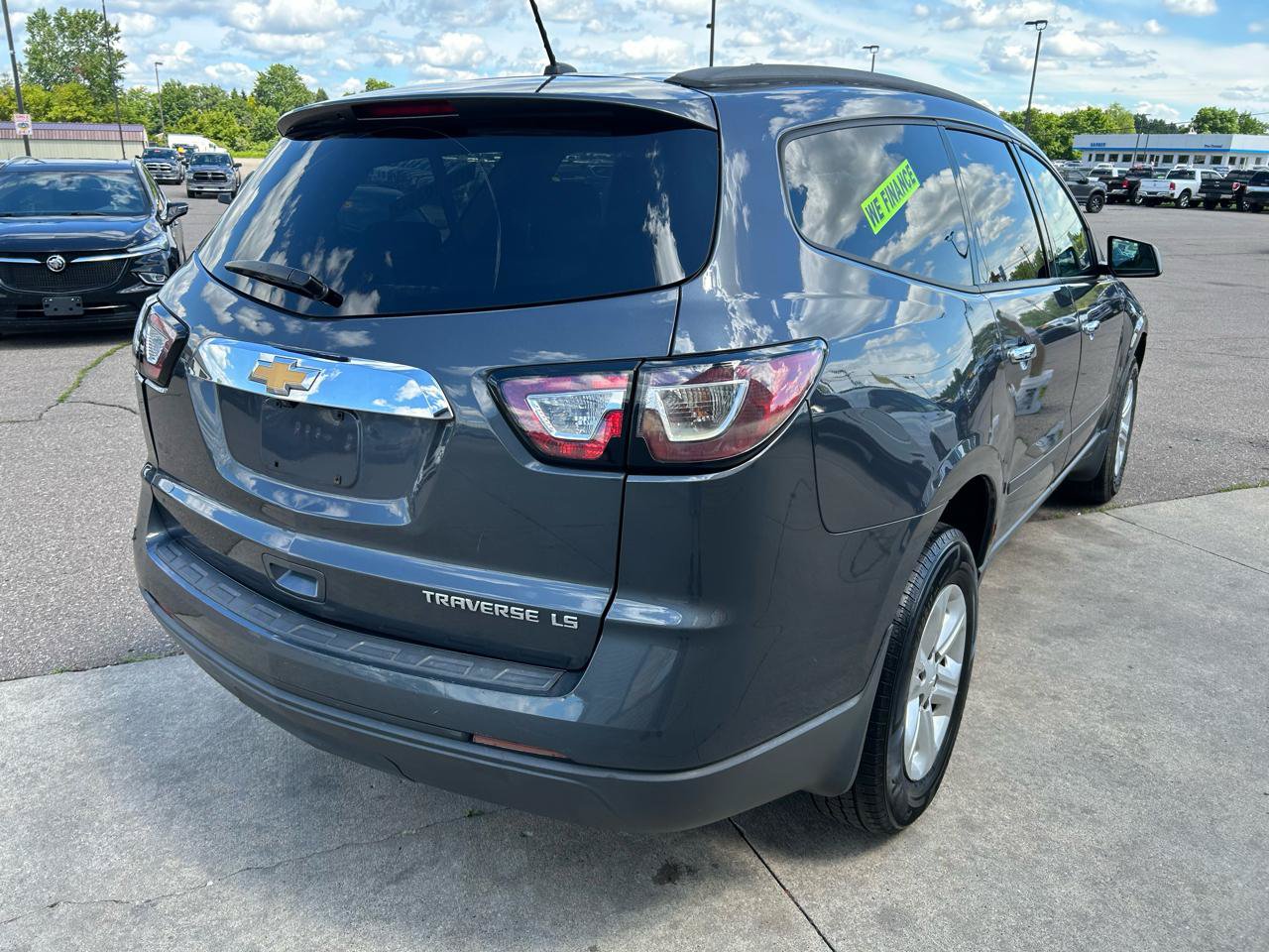 Used 2013 Chevrolet Traverse LS FWD image 5