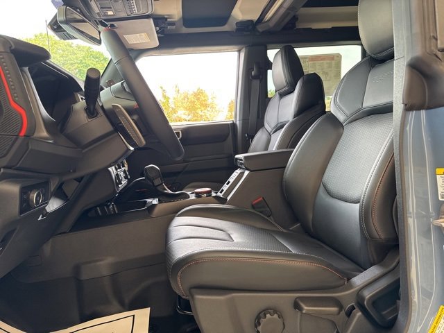 New 2025 Ford Bronco Raptor image 4
