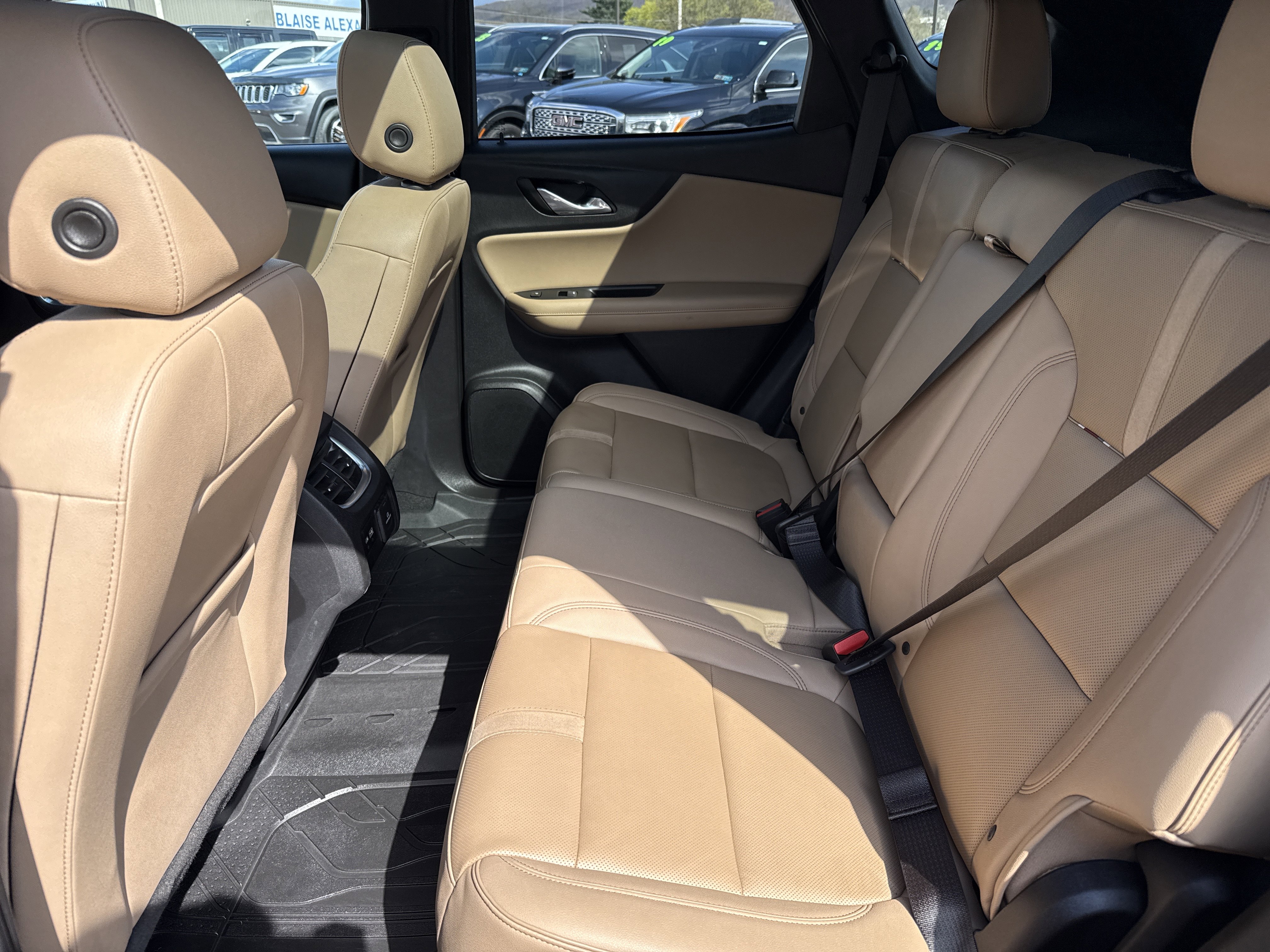 Used 2022 Chevrolet Blazer Premier w/ Enhanced Convenience Package image 13