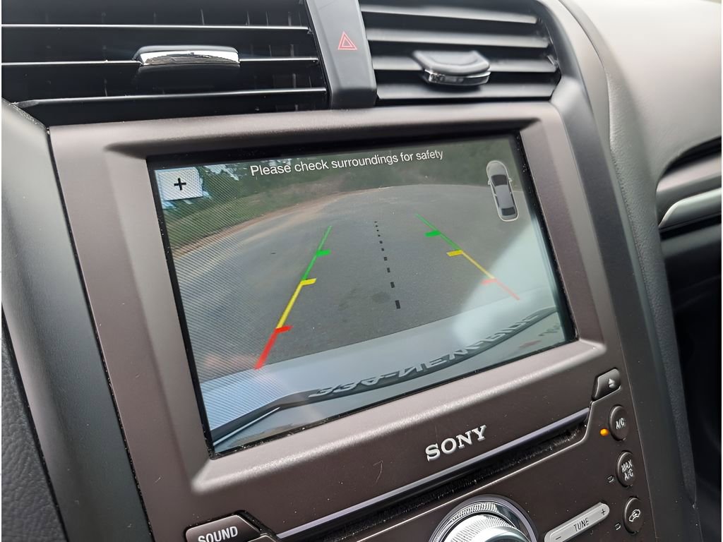 Used 2018 Ford Fusion Titanium AWD/4WD image 22