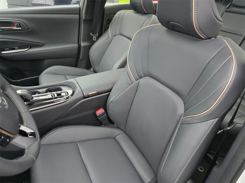 New 2025 Toyota Crown Signia image 23