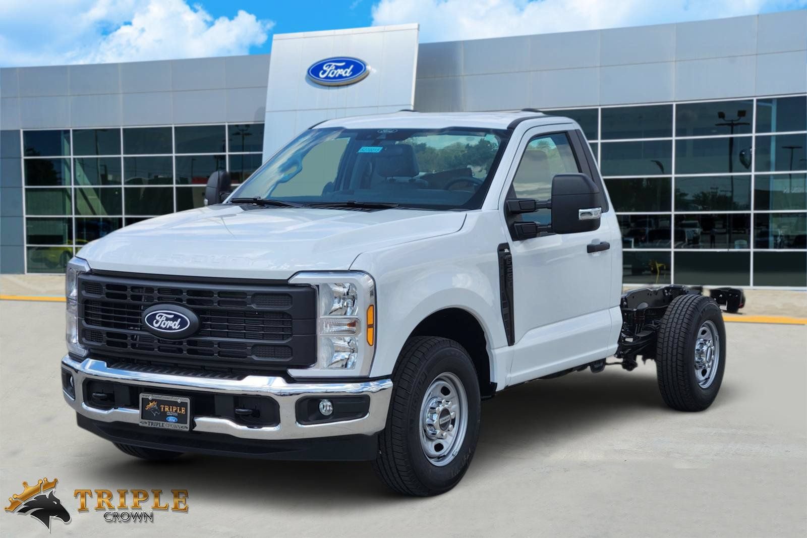 New 2027 Ford F250 XL w/ XL Chrome Package RWD video 2