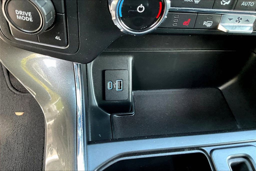 Used 2022 Ford F150 XLT w/ Equipment Group 302A High image 19
