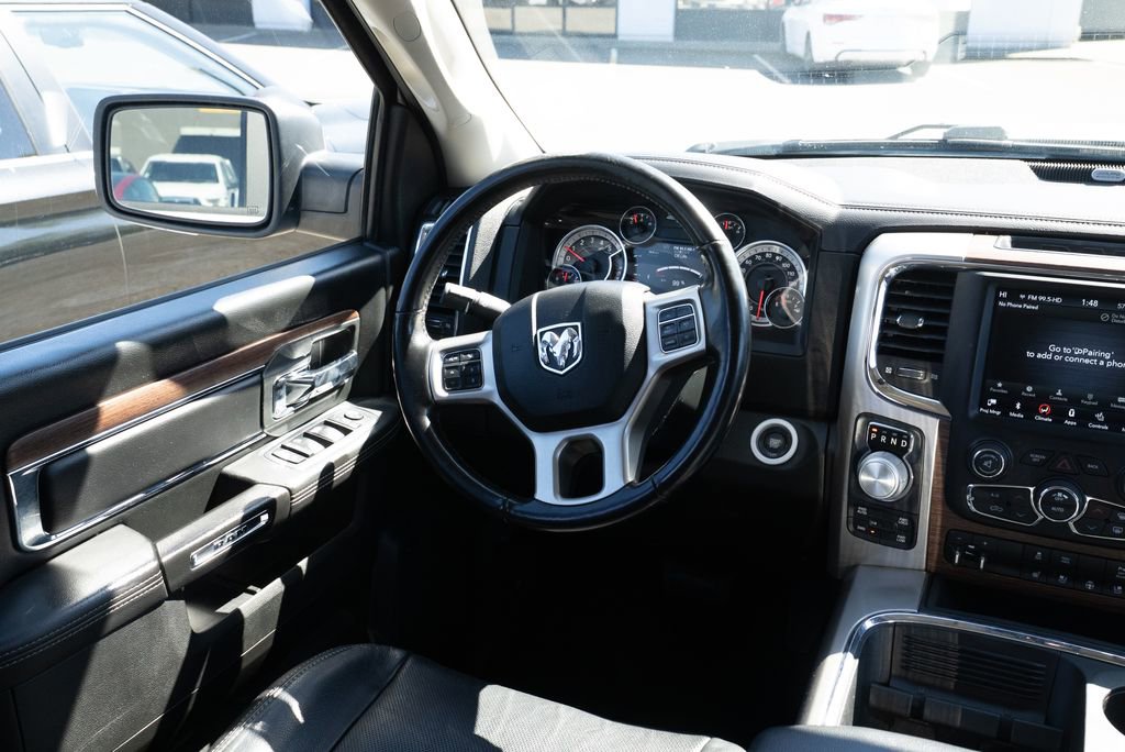 Used 2018 RAM 1500 Laramie w/ Convenience Group AWD/4WD image 10