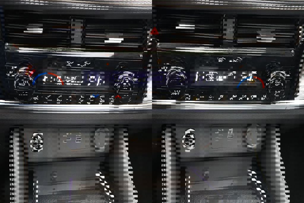 Used 2023 Nissan Rogue Platinum w/ Platinum Premium Package image 25