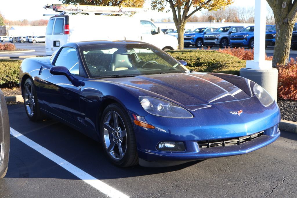 Used 2007 Chevrolet Corvette Coupe w/ Preferred Equipment Group image 3