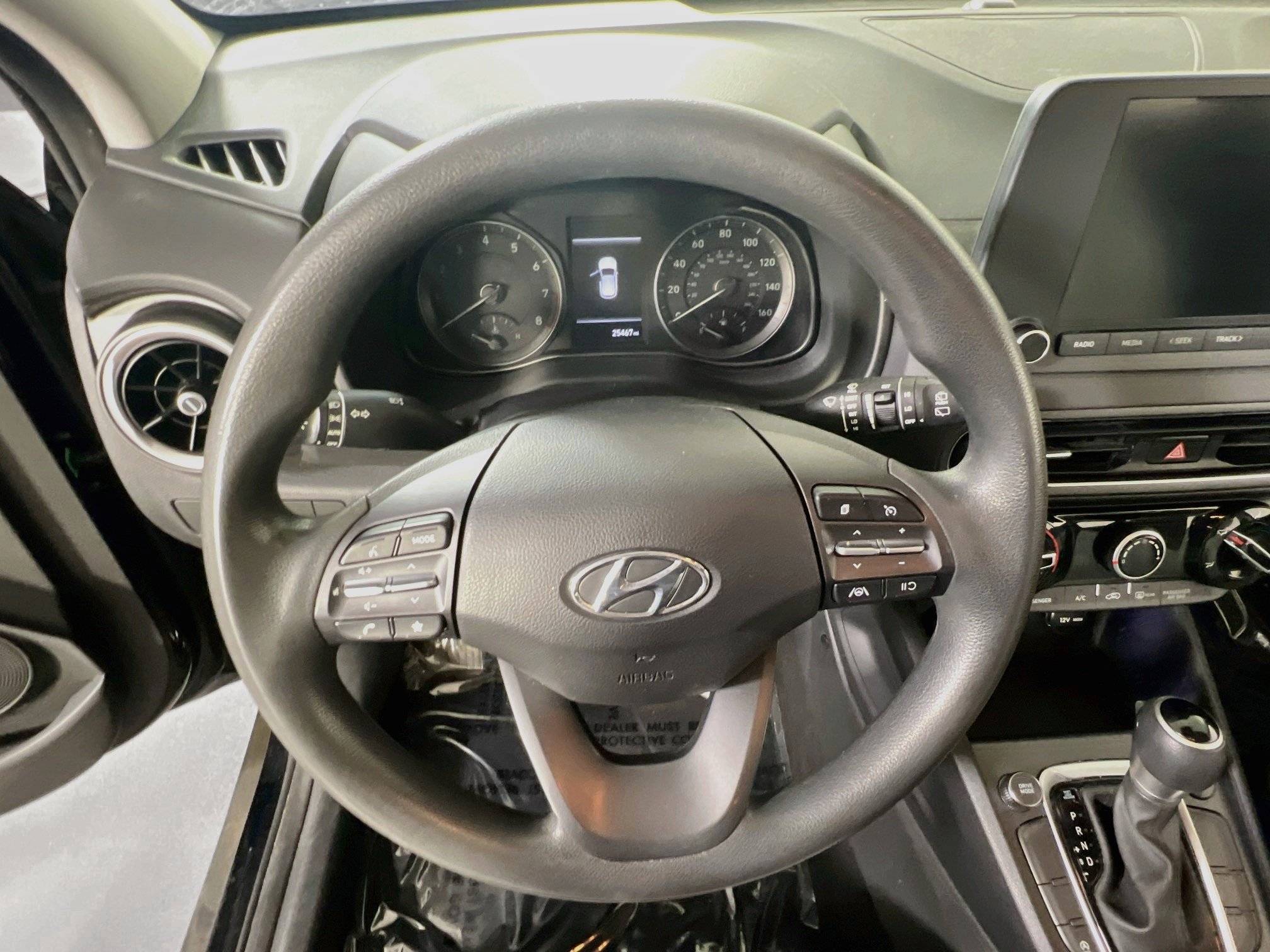 Used 2023 Hyundai Kona SEL w/ Cargo Package AWD/4WD image 11