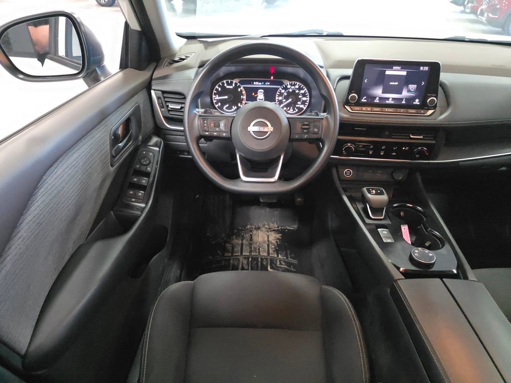 Used 2023 Nissan Rogue S AWD/4WD image 14