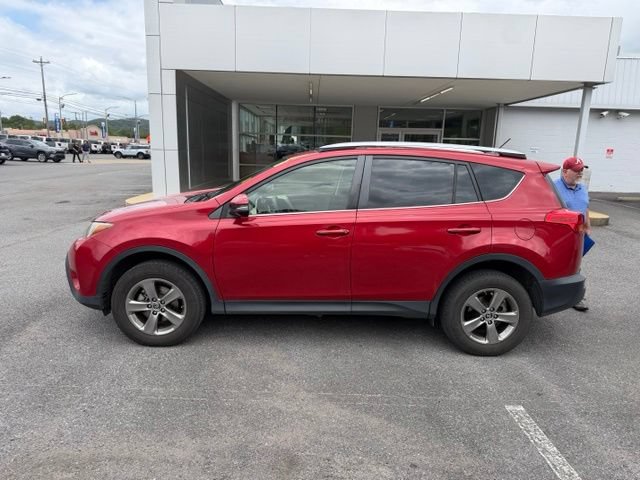 Used 2015 Toyota RAV4 XLE FWD image 2