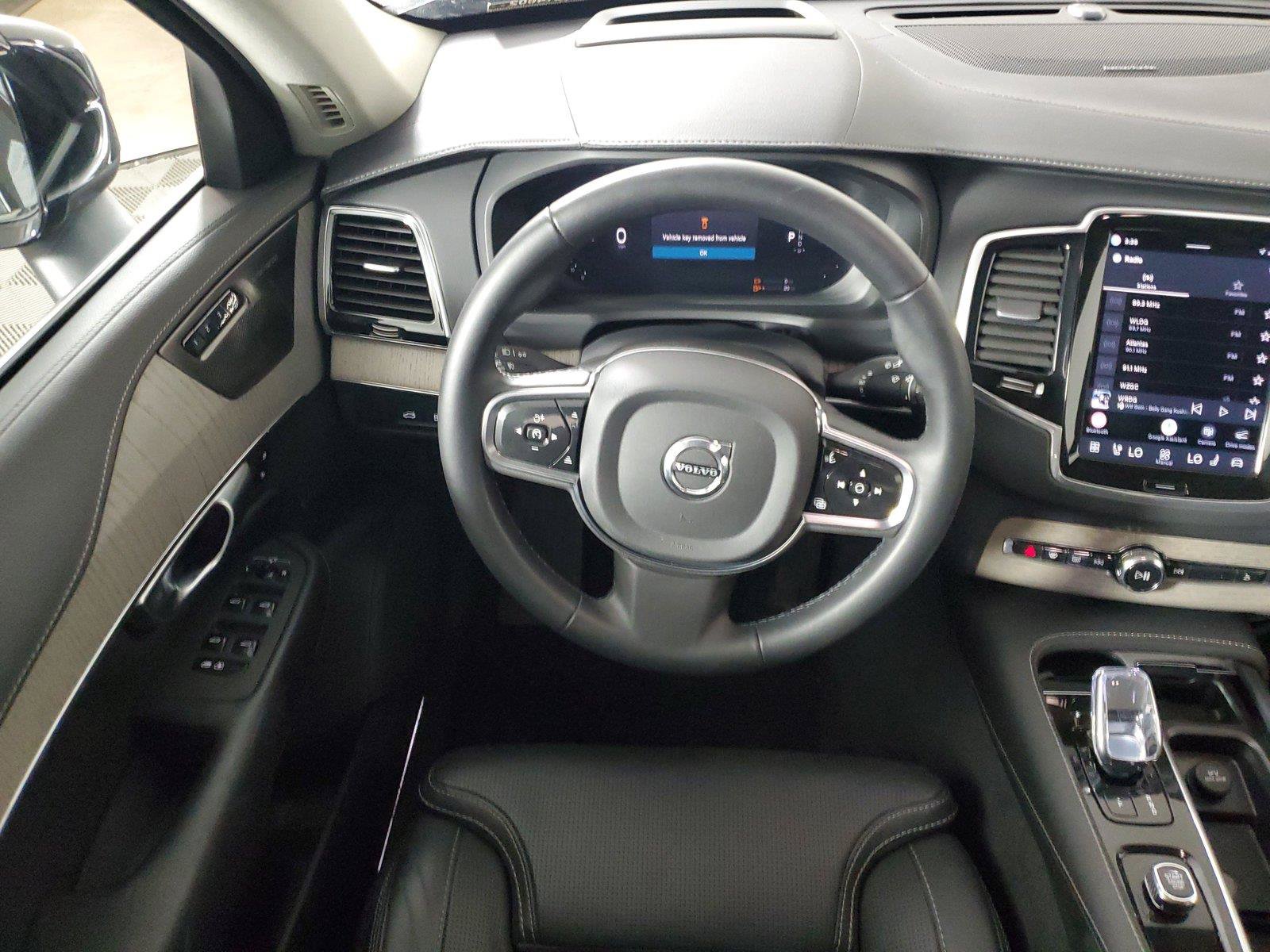 Certified 2024 Volvo XC90 T8 Ultimate w/ Protection Package AWD/4WD image 15
