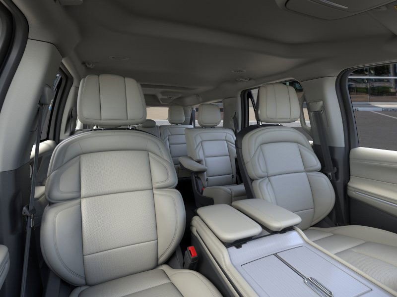 New 2026 Lincoln Navigator L Premier image 10