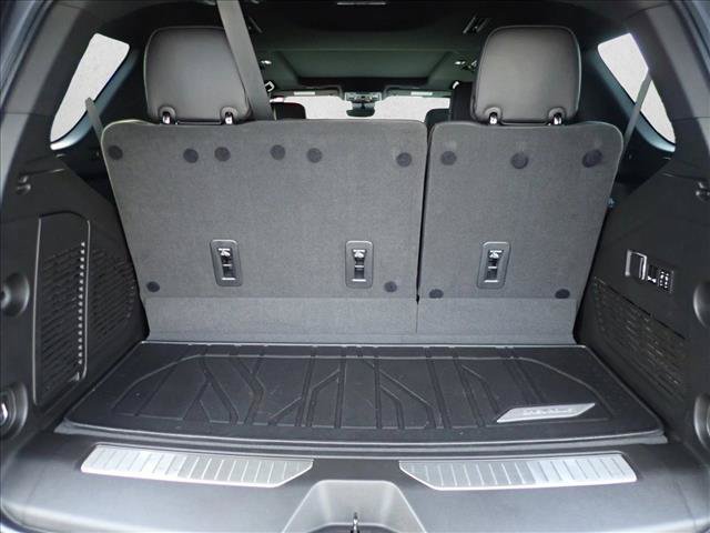 Used 2023 Chevrolet Tahoe High Country AWD/4WD image 8