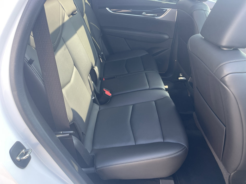 Used 2023 Cadillac XT5 Premium Luxury w/ Technology Package image 33