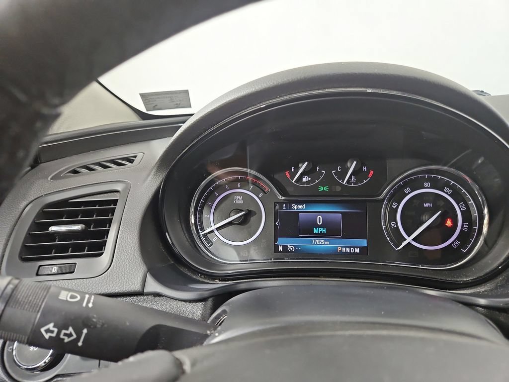 Used 2014 Buick Regal FWD image 16