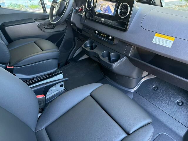 New 2026 Mercedes-Benz Sprinter 2500 image 15