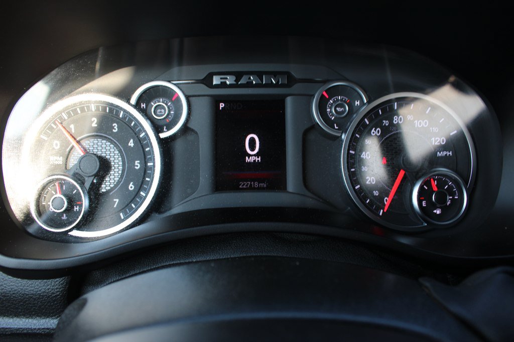 Used 2025 RAM 2500 Tradesman AWD/4WD image 32