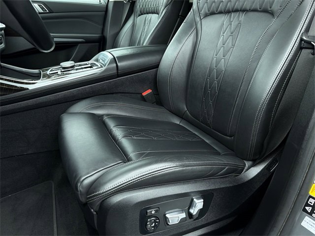 Used 2023 BMW X7 xDrive40i image 23