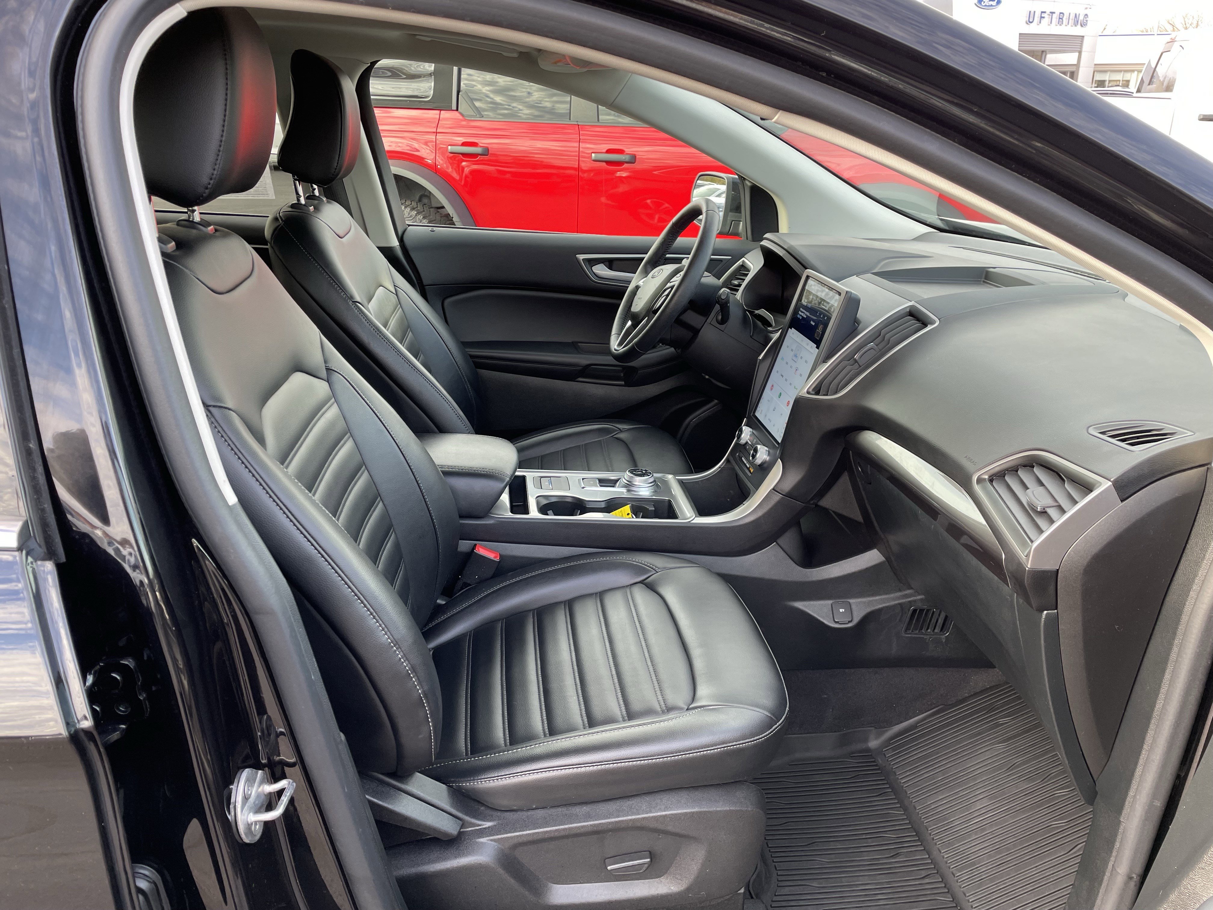 Used 2024 Ford Edge SEL w/ Convenience Package image 37