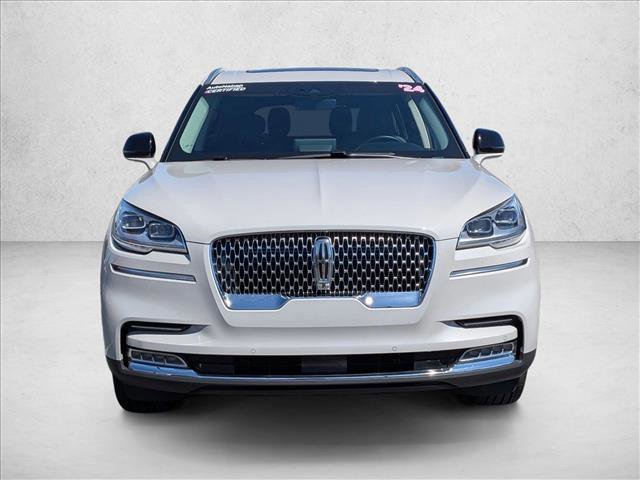 Used 2024 Lincoln Aviator Reserve w/ Equipment Group 201A image 2