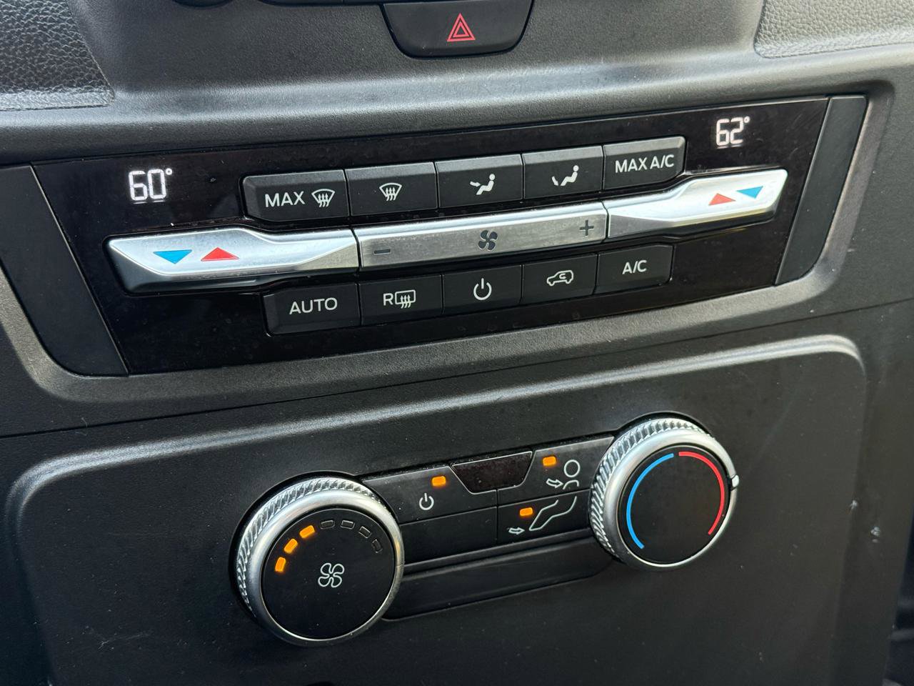 Used 2020 Ford Explorer 4WD Police Interceptor w/ Ultimate Wiring Package image 25