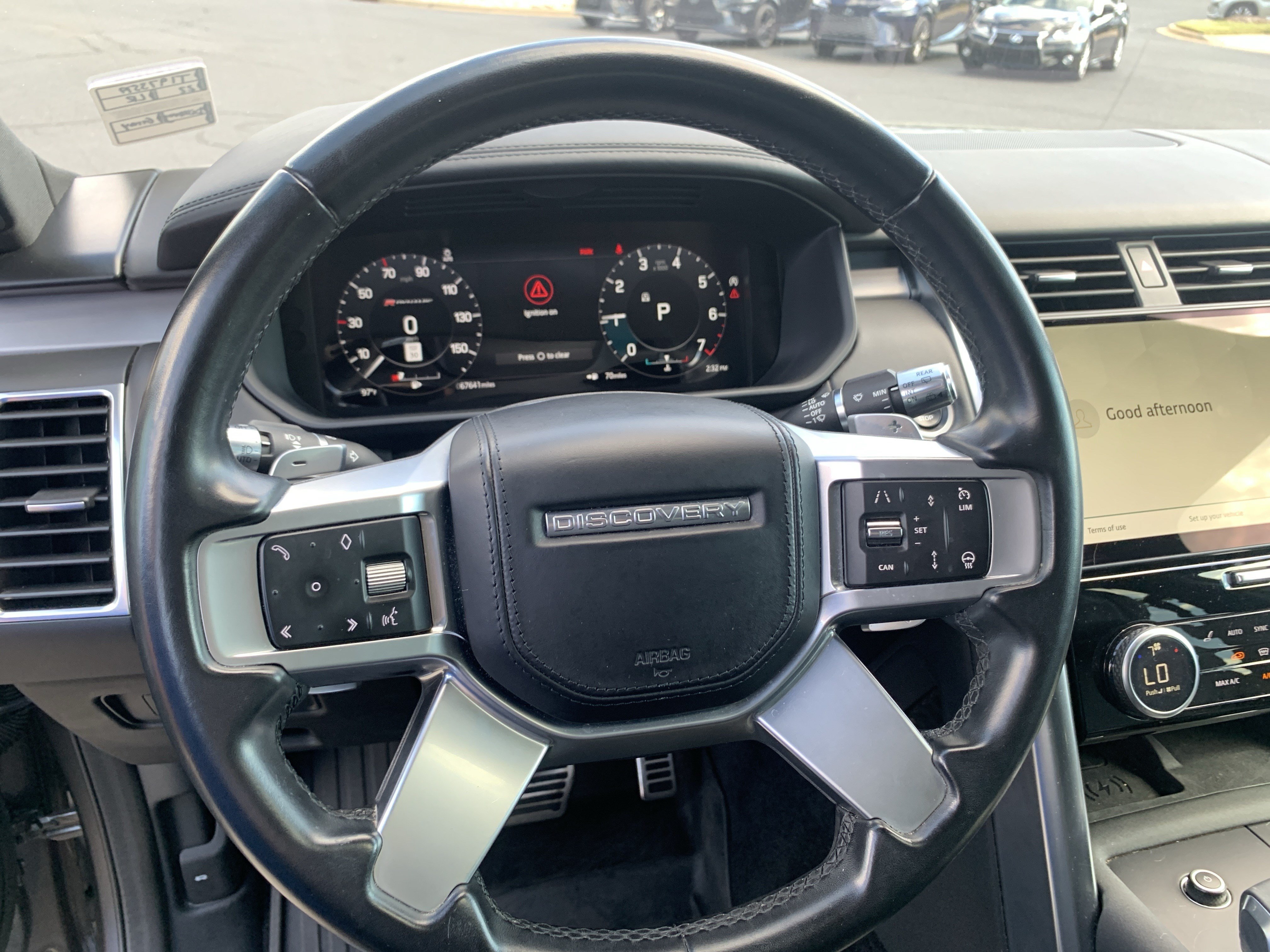 Used 2022 Land Rover Discovery HSE R-Dynamic AWD/4WD image 18