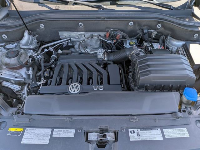 Used 2019 Volkswagen Atlas SEL R-Line AWD/4WD image 40