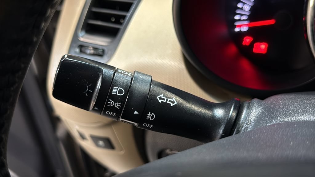 Used 2011 Kia Soul ! FWD image 27