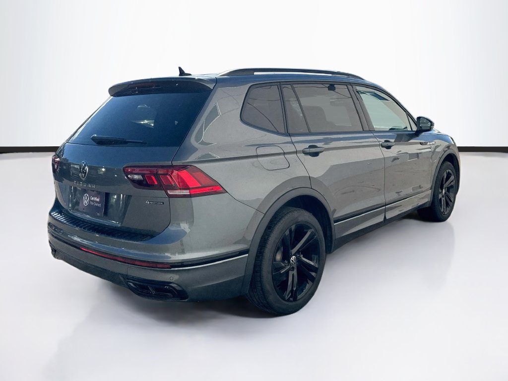 Used 2024 Volkswagen Tiguan SE R-Line AWD/4WD image 5
