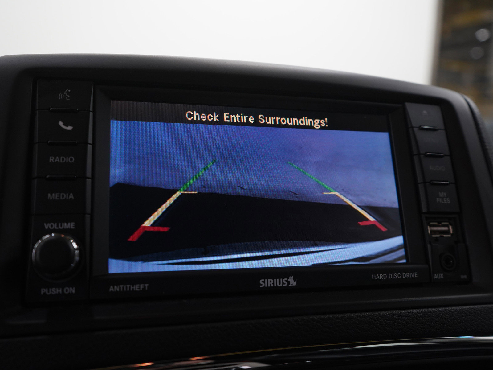 Used 2019 Dodge Grand Caravan SXT w/ Rear Park Assist Package FWD image 31
