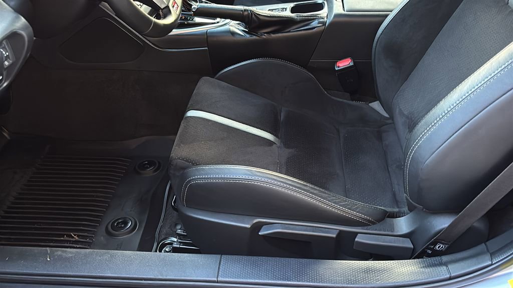 Used 2024 Toyota GR86 Premium w/ Performance Package image 24